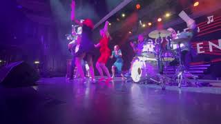 Crazy Dance Performance with Boogie Banausen live band