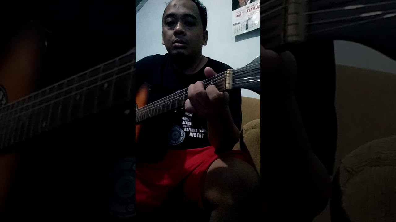 BUJANGAN DIPOPULERKAN OLEH KOES PLUS - YouTube