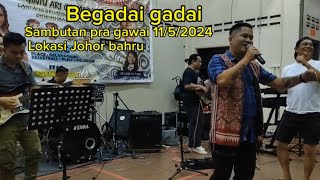 komposer Sony jang bawa lagu begadai gadai malam pra gawai 2024 di Johor Bahru .