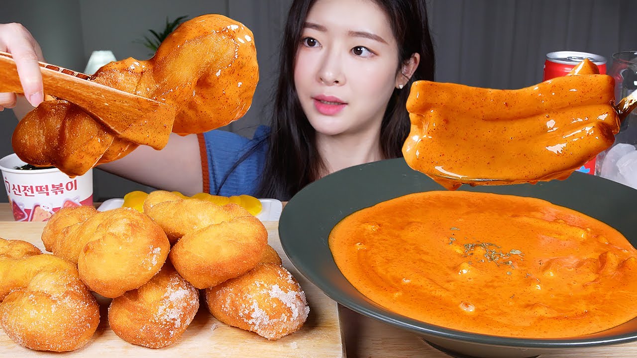 ASMR MUKBANG | ИДЕАЛЬНОЕ КОМБИНИРОВАНИЕ 🤦🏻‍♀️🧡 Пряный розовый ттокпокки , Крученый пончик, Тунец