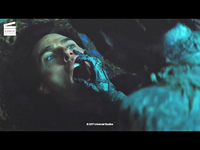 The Mummy (2017): Undead Fight HD CLIP