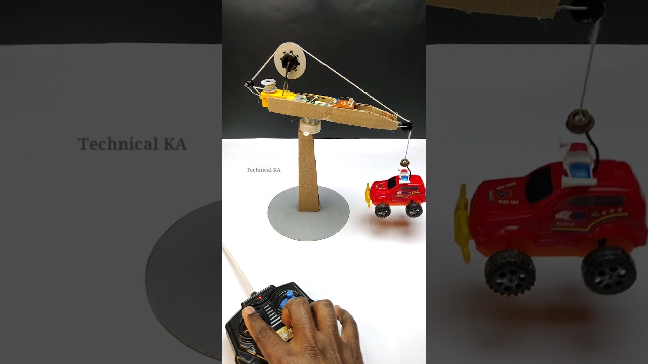 Remote Control Crane 360 Rotating | 