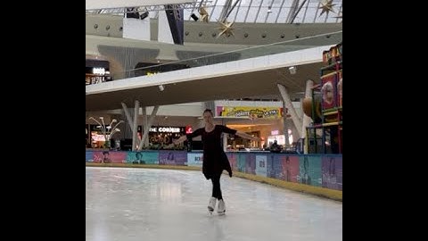 Backwards step behind cross rolls one month progress… Adult beginner skater