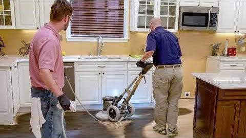 Buffing on Bona DriFast Stain