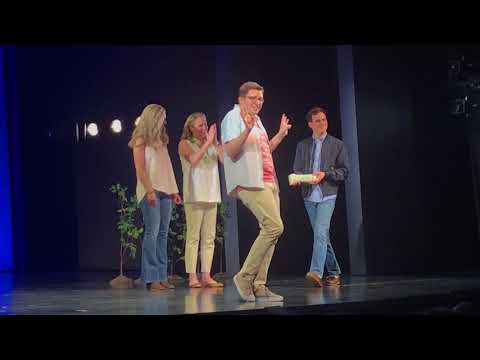 Laura Dreyfuss and Will Roland host the Dear Evan Hansen Broadway Cares curtain call 3/18/18