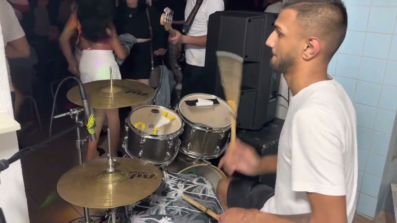 Maros gadzo bubenik zo skupiny Tonka Band  pecka🥃