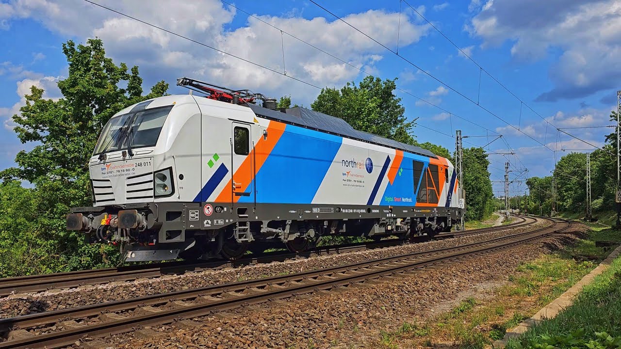 BM Bahndienste 248 011 solo in Stuttgart Münster