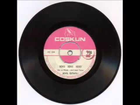 Bir chol va uning bokira nevarasi jinsiy aloqa qilishdi Katta kokrak va sikish bilan osiyolik porno