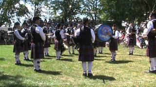 Glengarry Pipe Band Grade 2 Medley Maxville 20110730.mpg