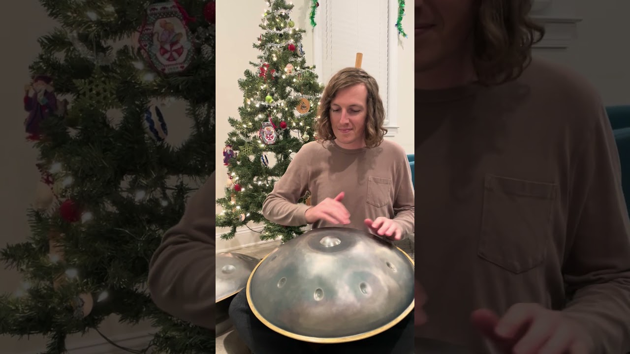 🎄🎁 ❄️ Christmas Challenge Reminder: 'Personent Hodie' by Sylvain Paslier @MythsAndMoods