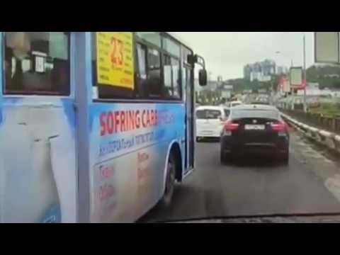 «Метания» автобусов 23 маршрута на дорогах Владивостока обсуждают жители Владивостока