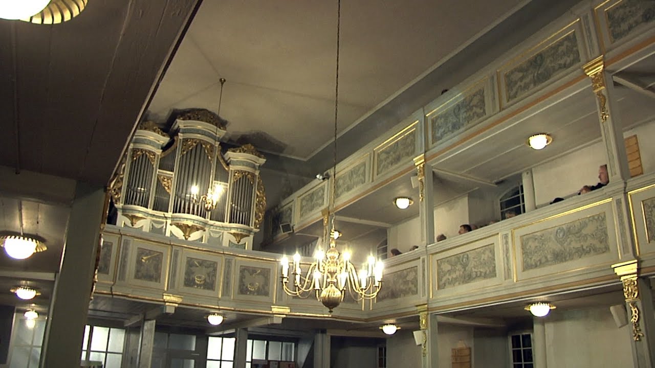 Sparkassenstiftung hilft bei Sanierung von Fraureuther Silbermannorgel