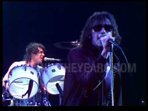 The J. Geils Band • “Sanctuary/One Last Kiss” • 1979 [Reelin' In The Years  Archive]