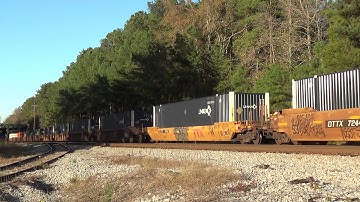 CSXT 5335 (GE ES40DC) leads  L031 - 15