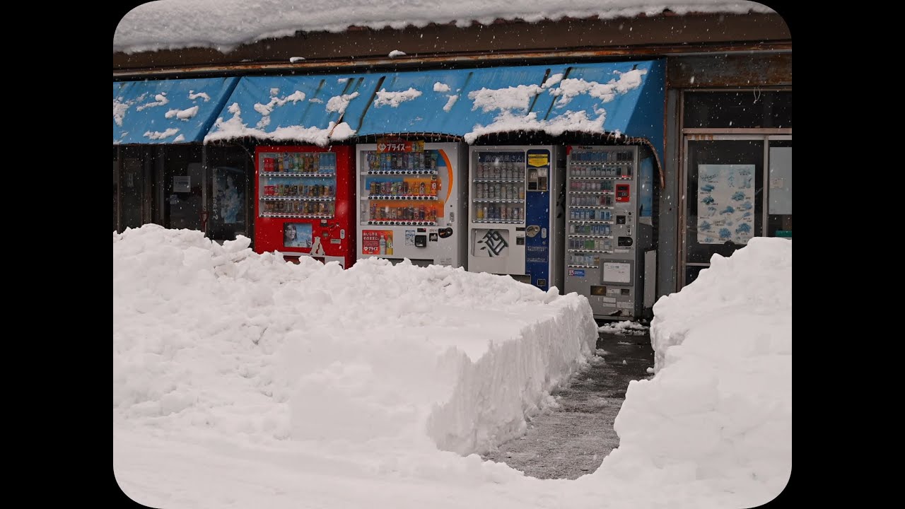 大雪の金沢 - Nikon Zf / NIKKOR Z 24-50mm f/4-6.3 - YouTube