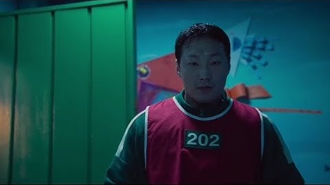 Squid game season 3 player 120 vs player 202 fight scene