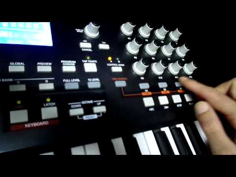 Akai MPK-25 Review & Hands-On Demo | Best Portable MIDI