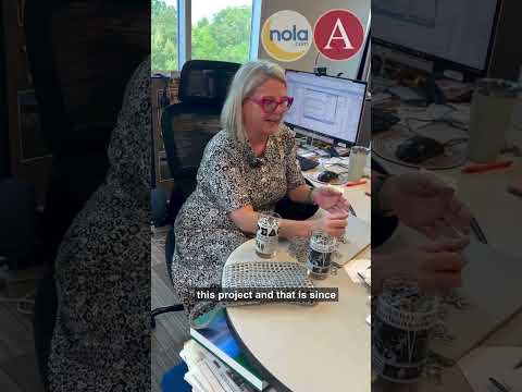 Jan Risher: A purse made of pop tabs