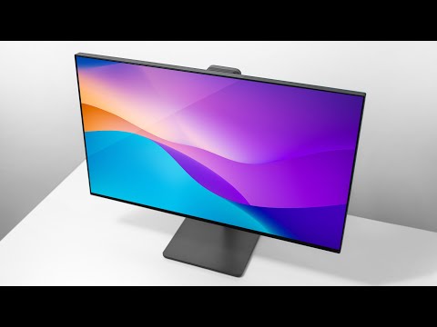 The First Glossy Gaming Monitor