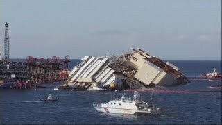 Costa Concordia time lapse: Wrecked ship is pulled off rocks in Italy