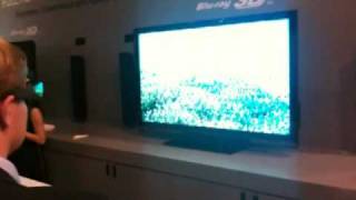 Video CES 2010 - Sharp integra il Blu-ray nel TV