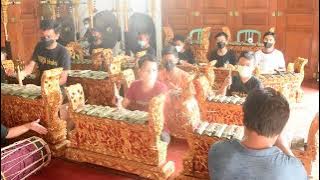 kerja keras membangun penabuh baru ! lantunkan Sekar Jagat yang rumit Sanggar Widya bhakti Pegok