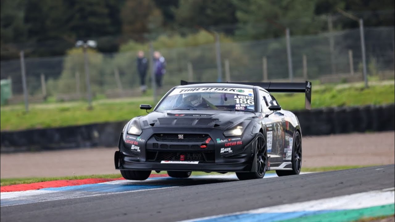 Time Attack UK R35 GTR Club 4WD lap record Knockhill International ...