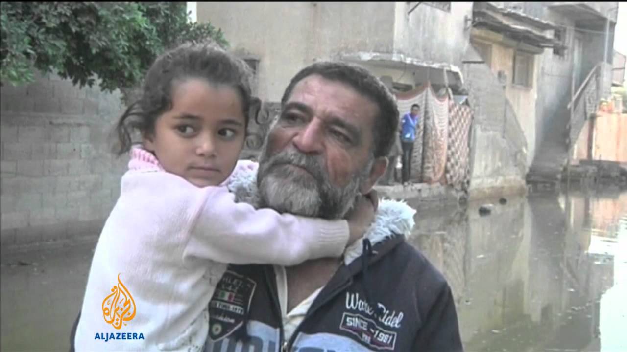 مياه الصرف الصحي تغمر أحياء في غزة
