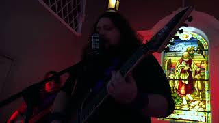 MINDRAZER – Suffer In Silence (Lyric Video)