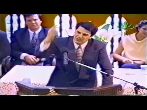 Pastor Josué Yrion