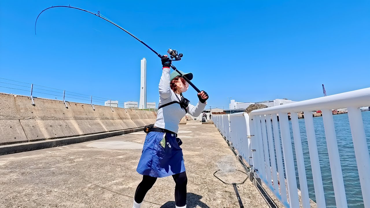 ガチンコ釣りガールが青物爆釣と噂の大阪湾で投げ倒す！【ショアジギング】
