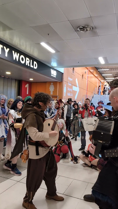 Ambushing Genshin Cosplayers - Swirls of Shamshir