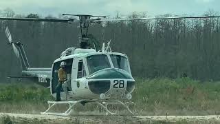 Huey Helicopter take off (Bell UH-1) by DJAM87 2,374 views 4 years ago 49 seconds