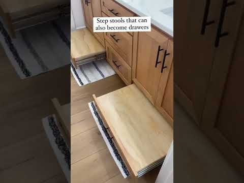 Bathroom steps stools