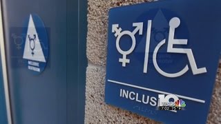 White House calling on schools nationwide to allow transgender bathroom change