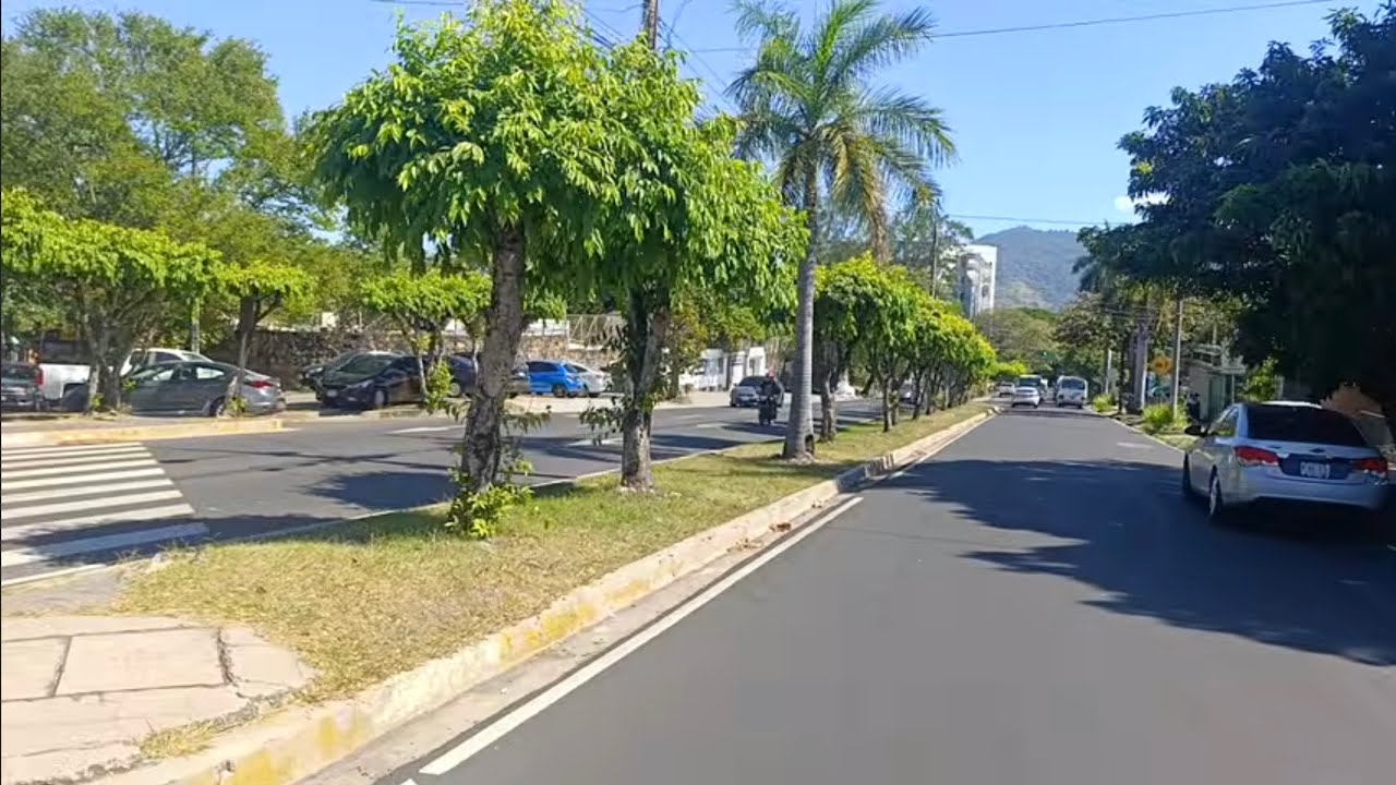 desde la colonia layco hasta la colonia Guatemala de San Salvador el salvador 