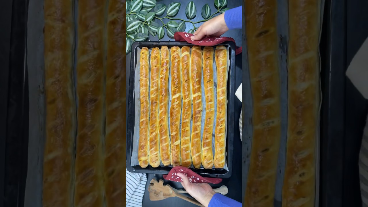 Böyle börek yemediniz! ???? #Shorts #MutfakİşleriMüdürü #PırasalıBörek