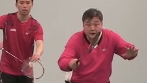 Badminton-Mixed doubles - (9) What Is The Right Female Posture