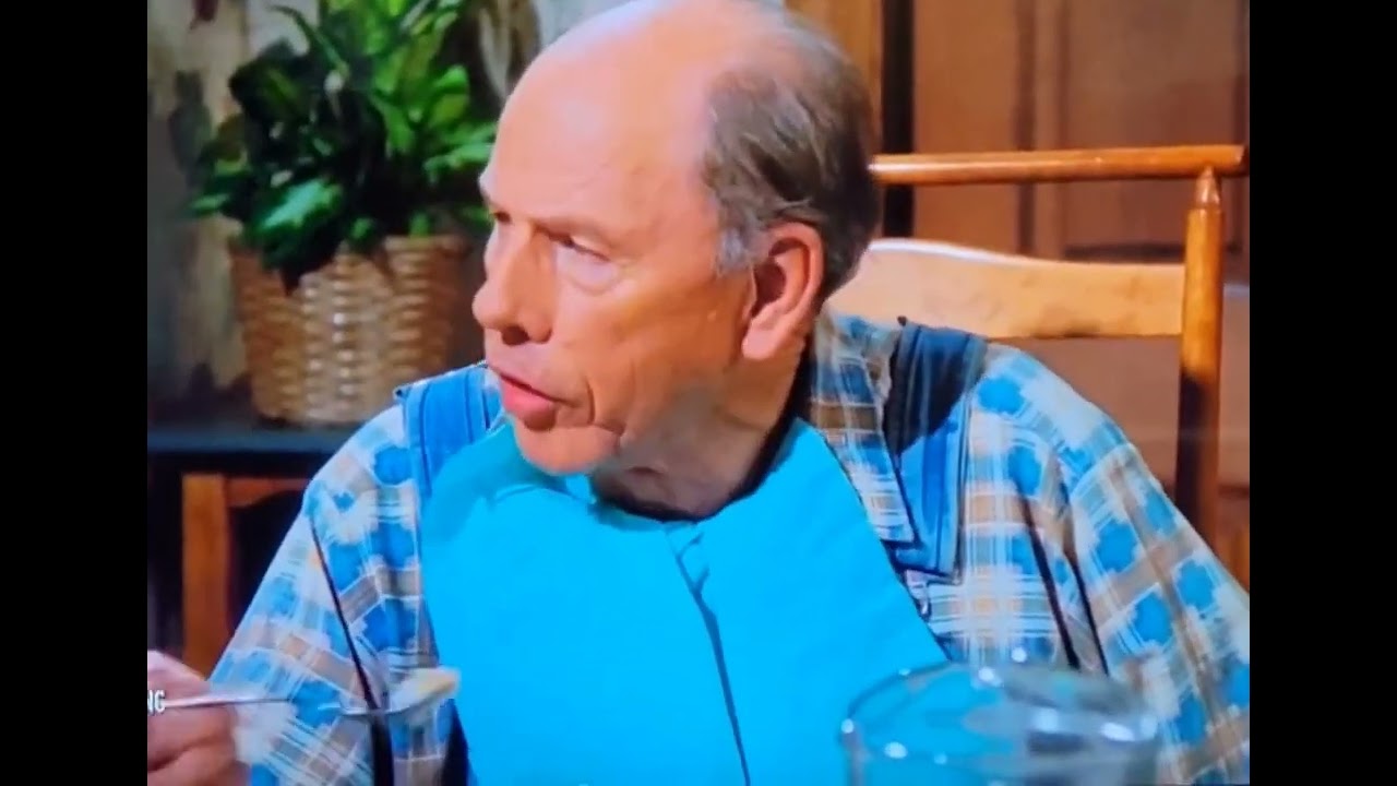 Newman the bottle deposit s7 e22 I nautilus of course farmhouse dinner scene