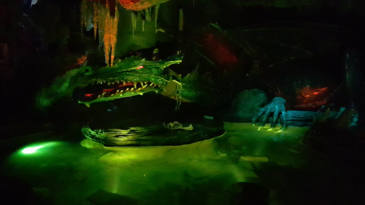 Discover The Disneyland Paris Dragon Under The Castle Wow Tripilare Com