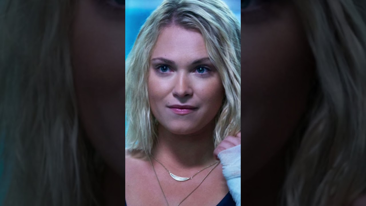 26 Amazing pictures of Eliza Taylor 