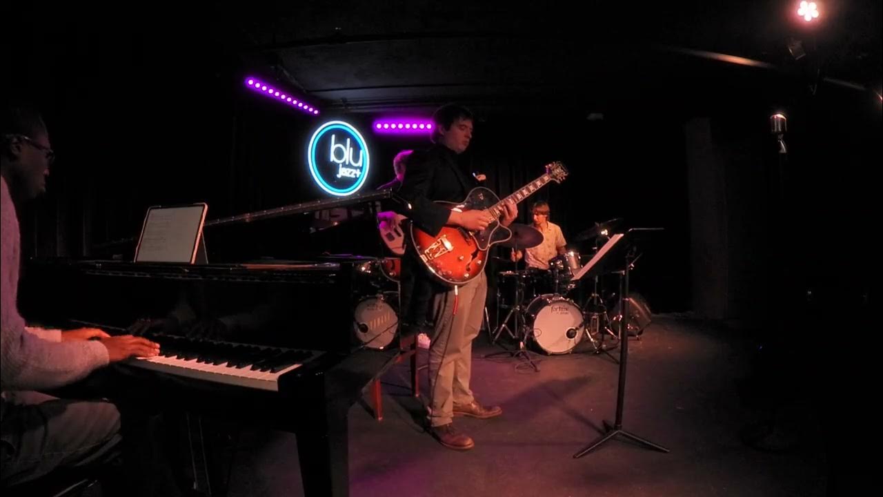 Auld Lang Syne - Live at Blu Jazz+ - YouTube