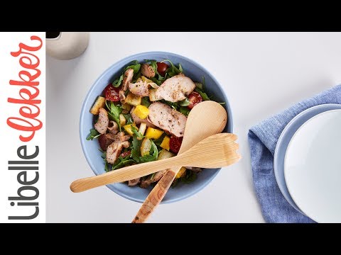 Video: Salade Met Kip En Croutons
