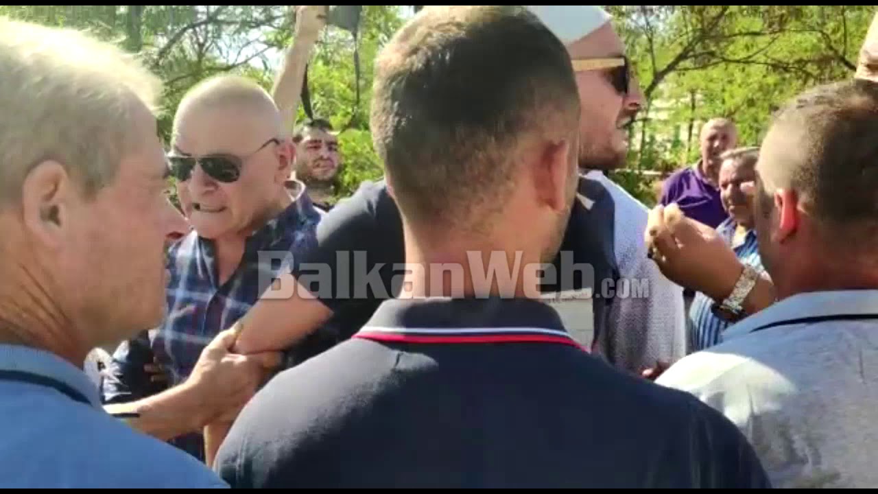 “Ku e ke gjakun e gjyshit”, përfaqësuesit e 2 partive të Ballit sherr në ceremoninë në Gjirokastër