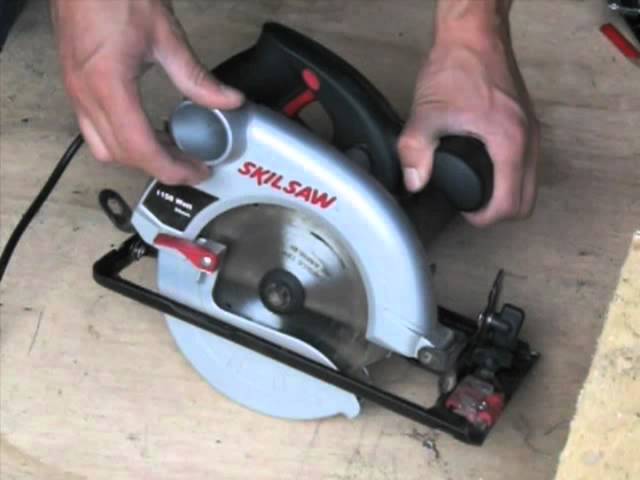 Scie circulaire SKILSAW 1150 watts - YouTube