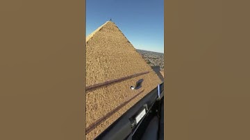 Flight simulator VR: Pyramids of Giza