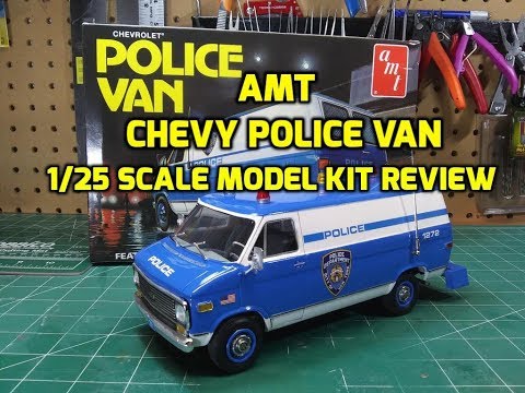 amt-chevy-police-van-nypd-1/25-scale-model-kit-build-review-amt1123