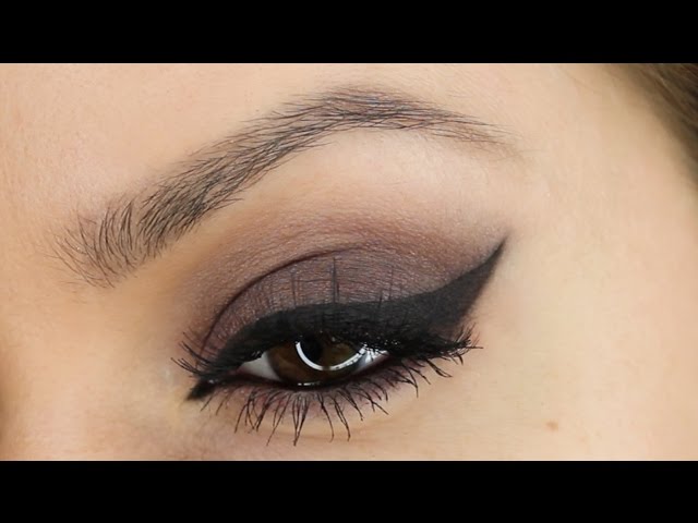 Easy Eyeliner Tutorial Using Eyeliner Stencils | Shonagh Scott | ShowMe MakeUp - YouTube easy-eyeliner-tutorial-using-eyeliner-stencils-shonagh-scott-showme-makeup-youtube