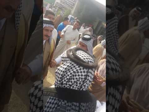 الشيخ رياض حميدحمودالصليلي زعيم البوغانم هووعمامه البوغانم في فاتحة الشيخ عدنان الفيحان شيخ المعامره