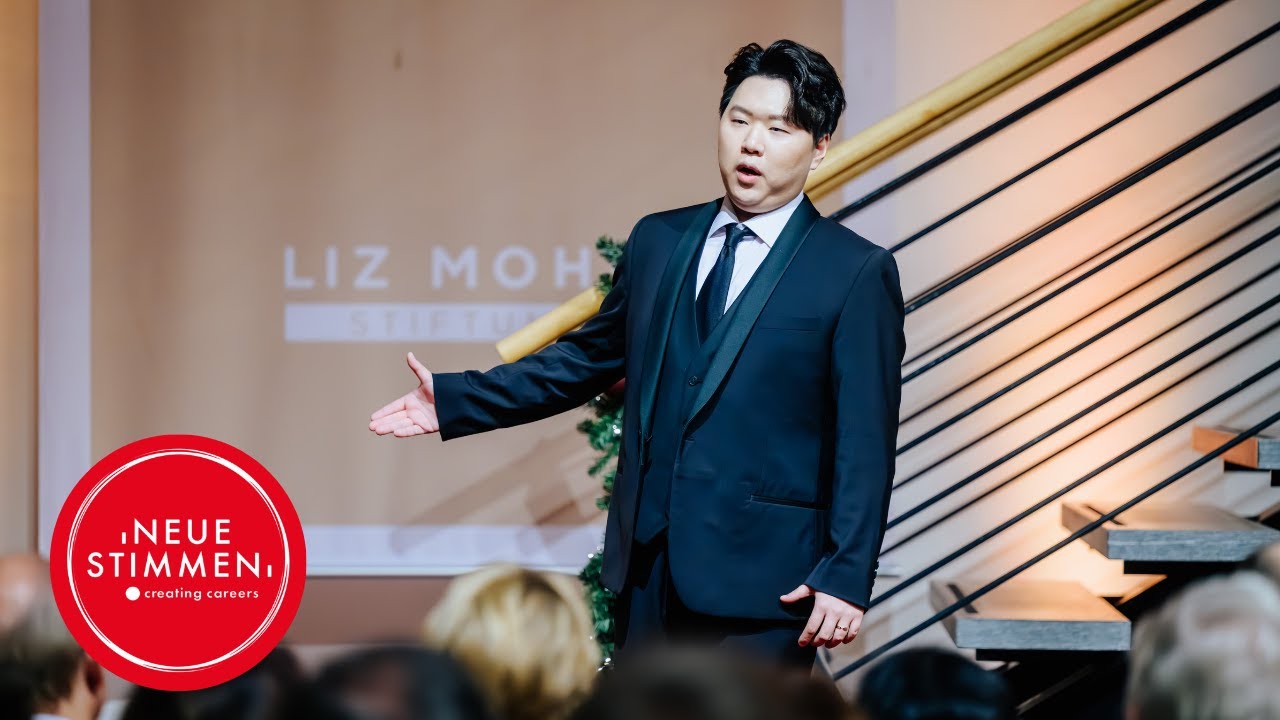 NEUE STIMMEN 2025 - Masterclass: Junho Hwang sings 